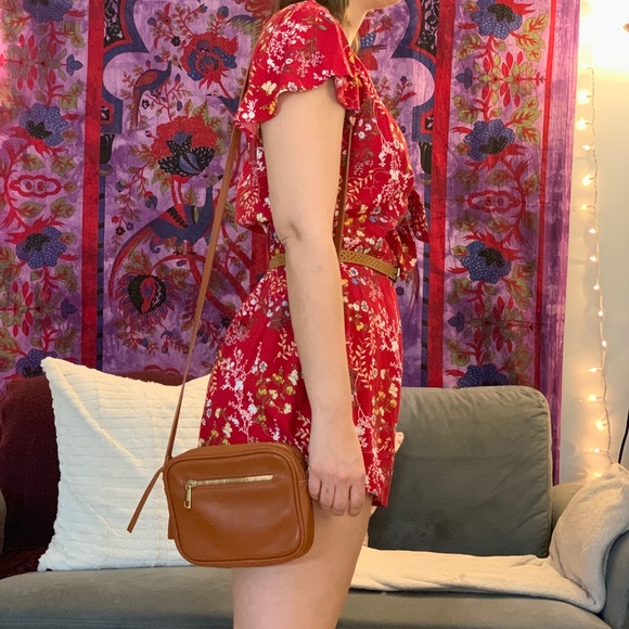 Floral pattern romper - Picture 2 of 3